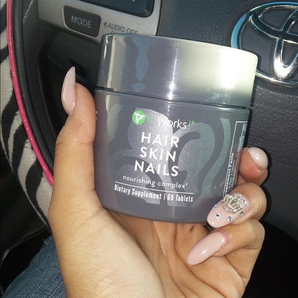 Meet your Posher, Monica - Picture 2 of 8